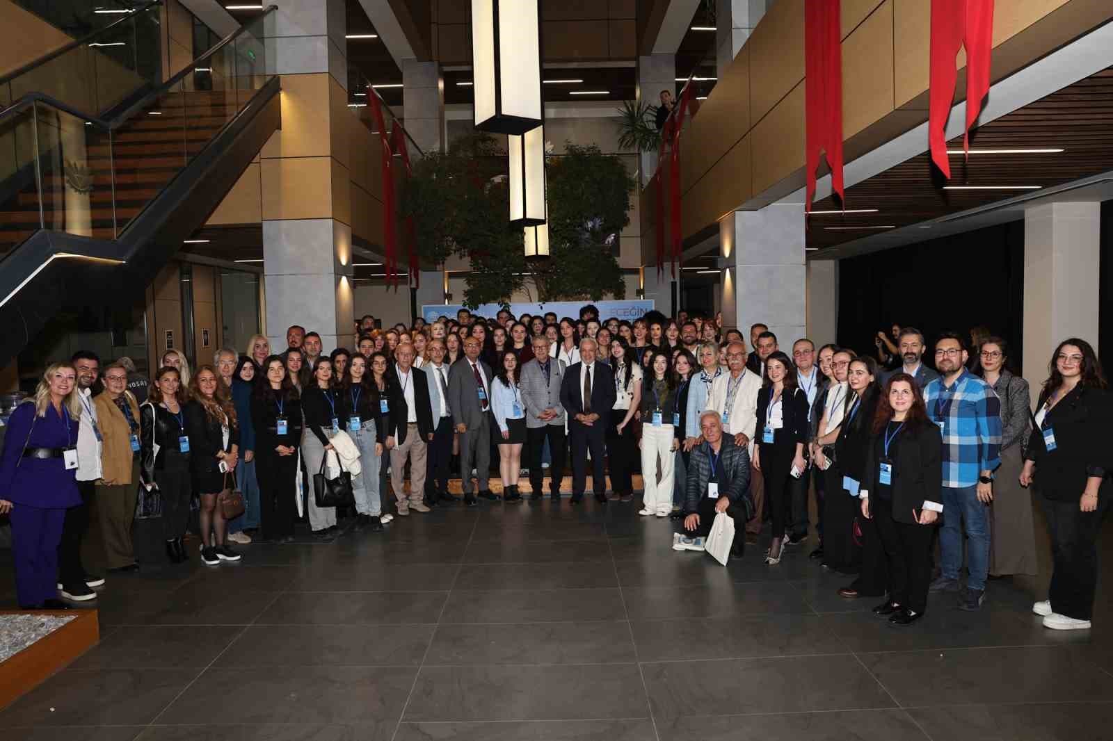 Nilüfer'de Üniversiteli Gençler İçin 'Geleceğin Liderleri' Programı Başladı