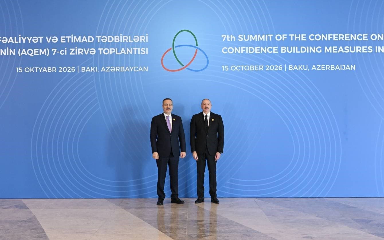 Bakan Hakan Fidan CICA 7. Zirvesi İçin Bakü'de