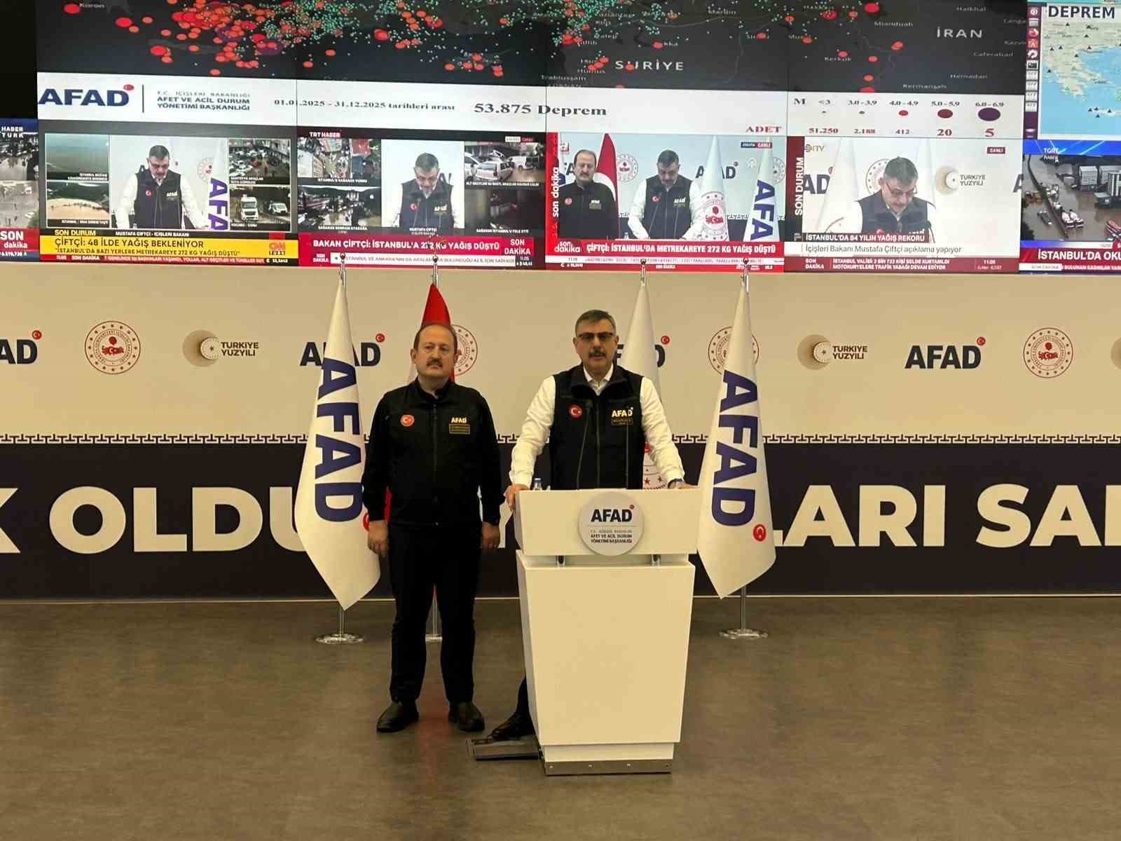 Bakan Çiftçi: İstanbul'da Sel ve Su Baskınlarında 2 Bin 727 Kişi Tahliye Edildi