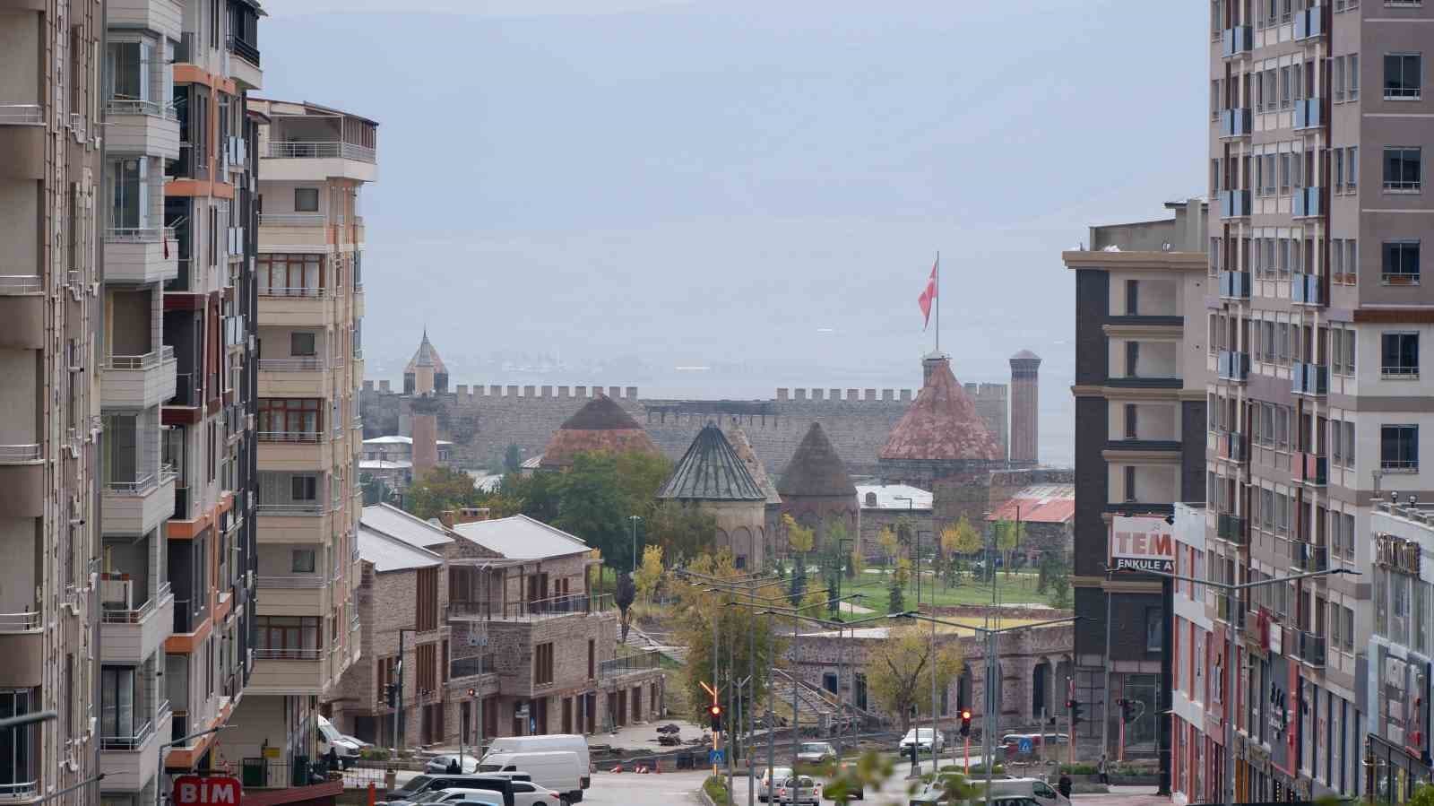 Doğu Anadolu ve Doğu Karadeniz İçin Fırtına ve Sağanak Uyarısı