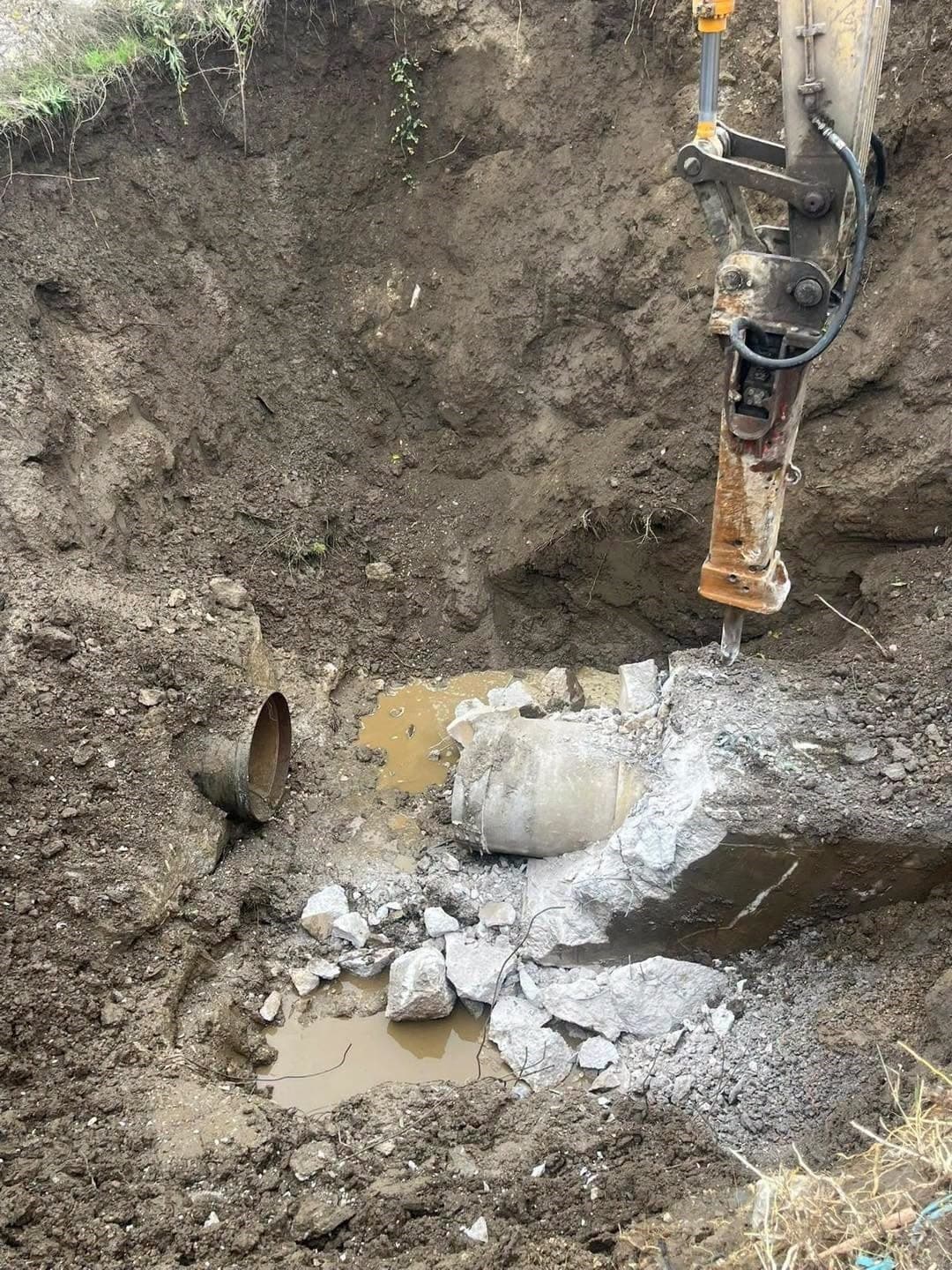 Bilecik'te Ana İsale Hattı Arızası: Vatandaşlar Sık Kesintilere Tepkili