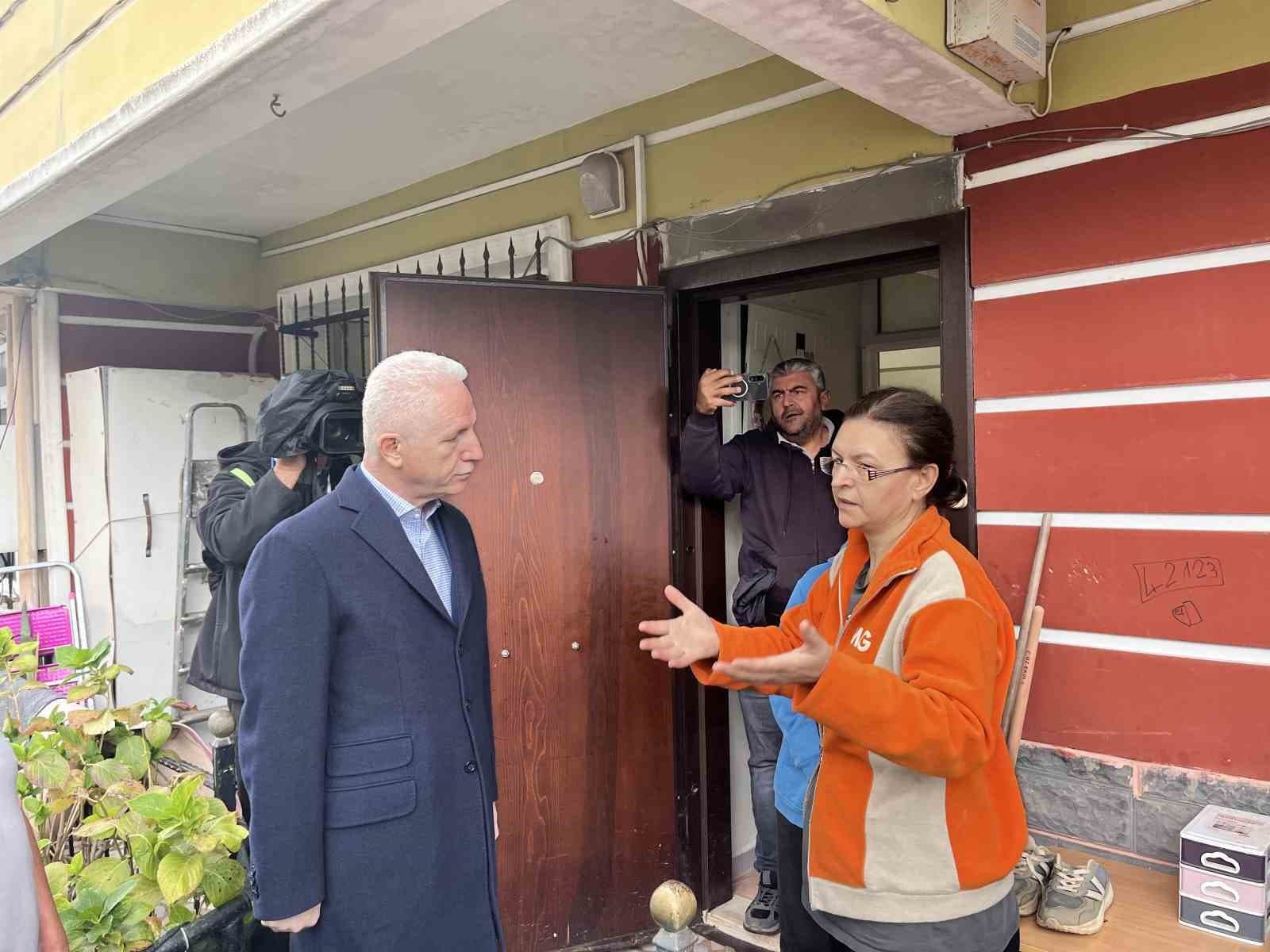 Vali Davut Gül'den İstanbullulara Hafta Sonu Evde Kalma Çağrısı
