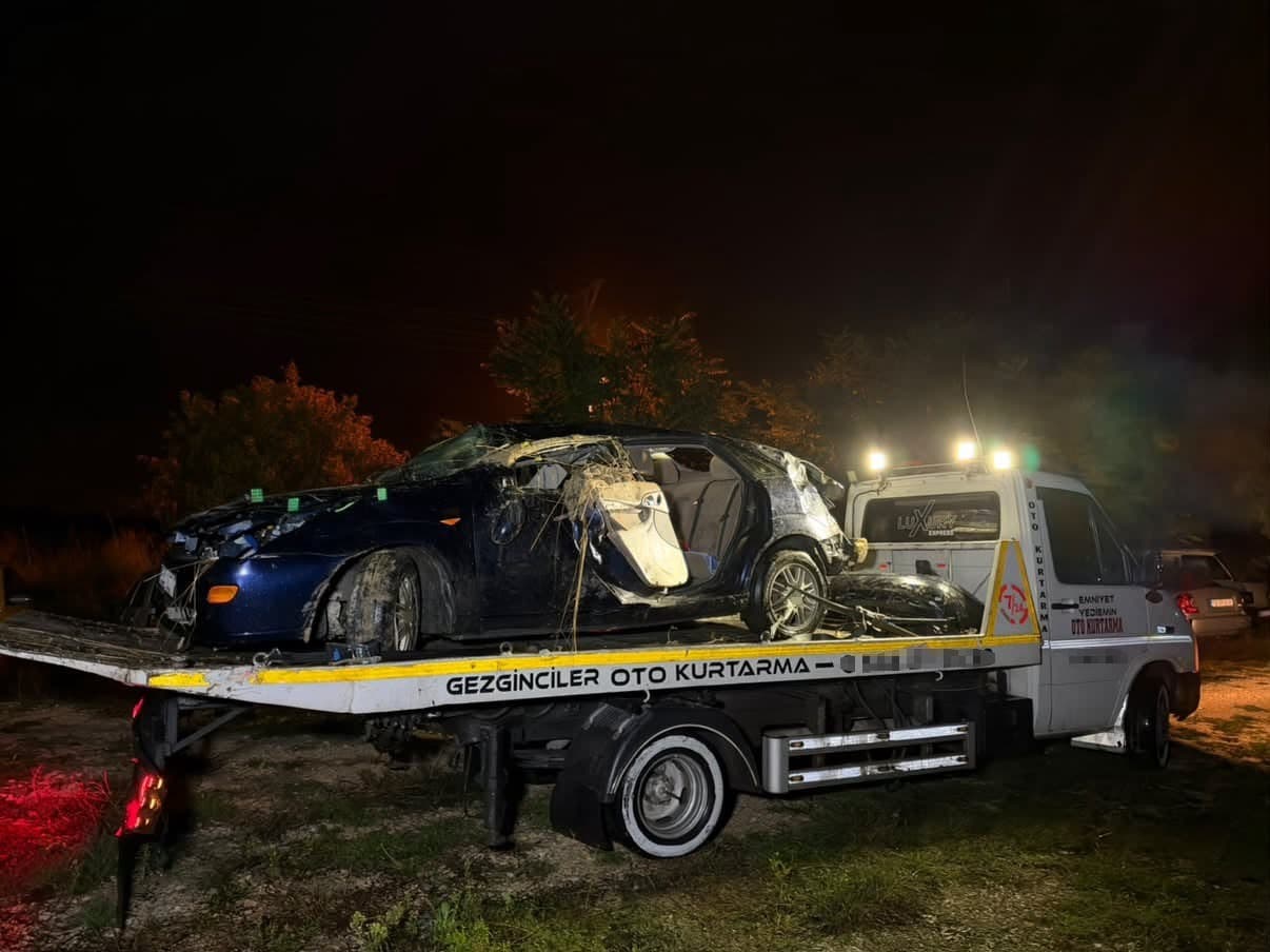 Safranbolu'da Otomobil Takla Attı: 3 Yaralı