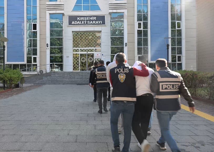Kırşehir'de Yağma ve Yaralama Suçundan 3 Kişi Tutuklandı