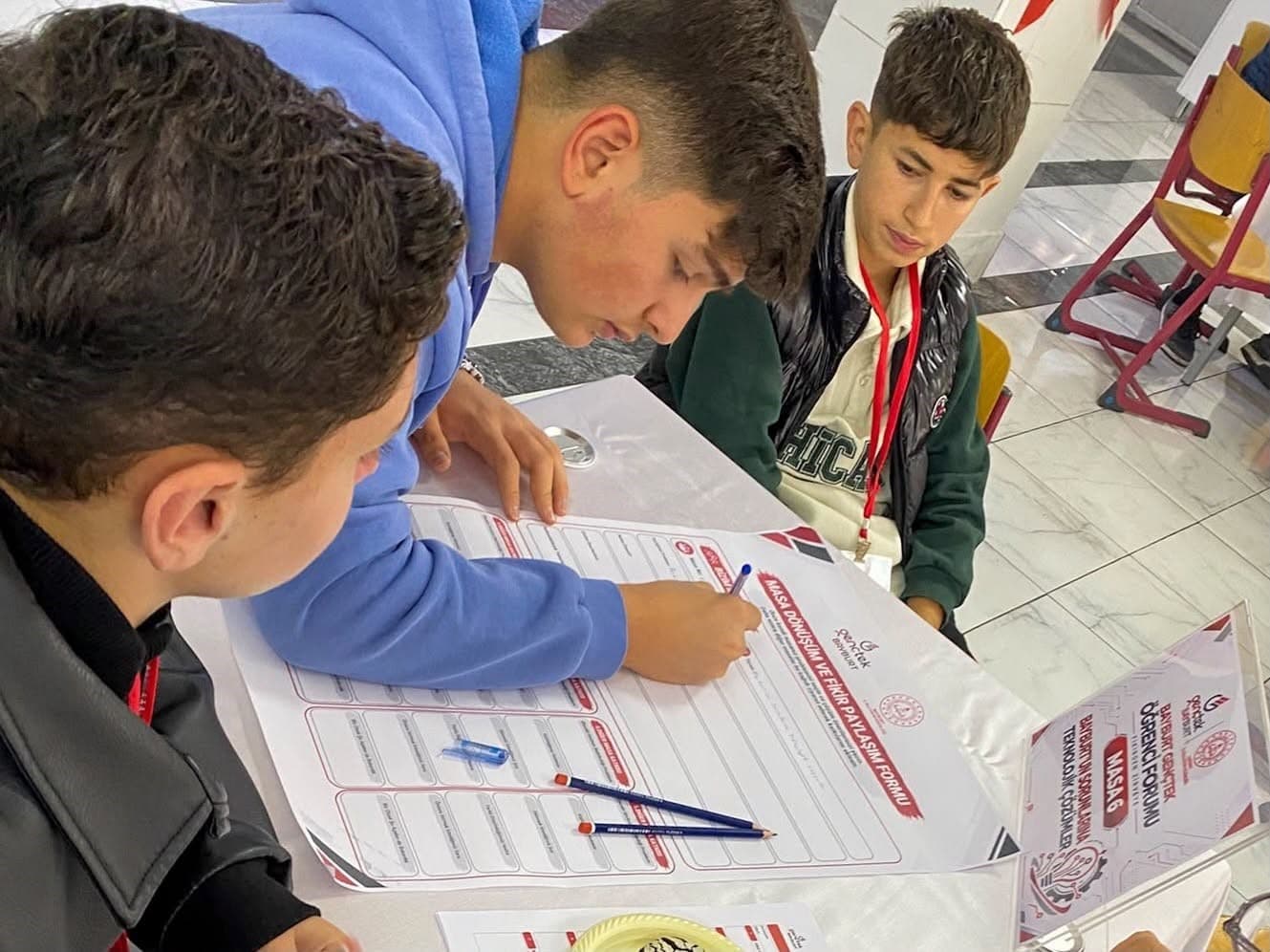 Bayburt'ta GençTek Forumu ile Öğrenciler Çözüm Üretti
