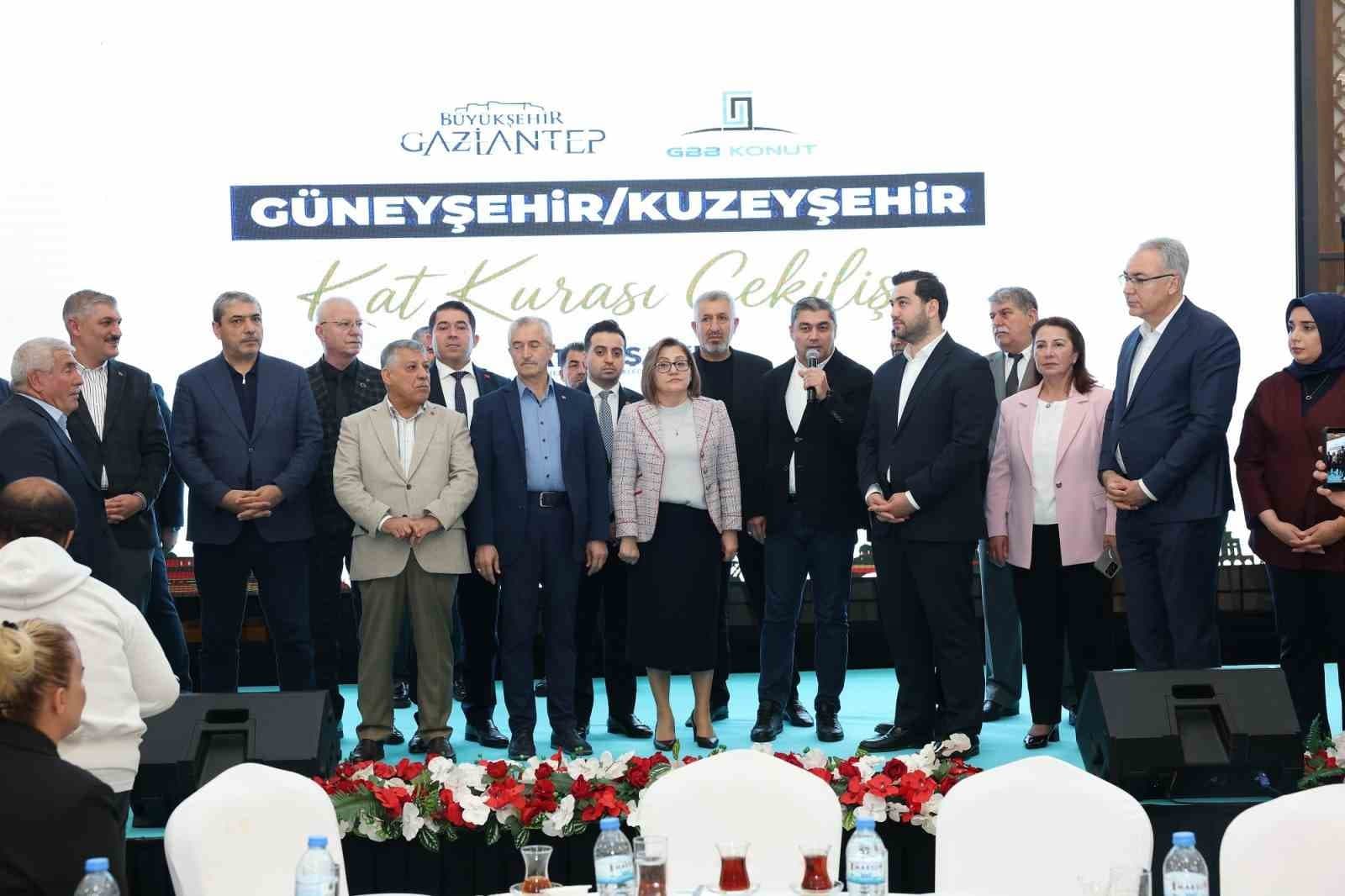 Gaziantep Büyükşehir Belediyesi'nden Muhtarlara Kapsamlı Destek