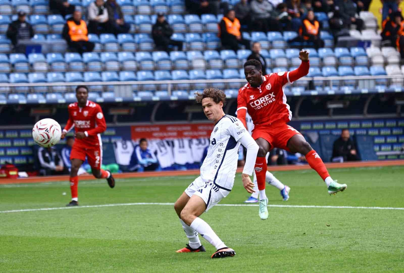 Kasımpaşa, Samsunspor'u Farklı Mağlup Etti: 4-1
