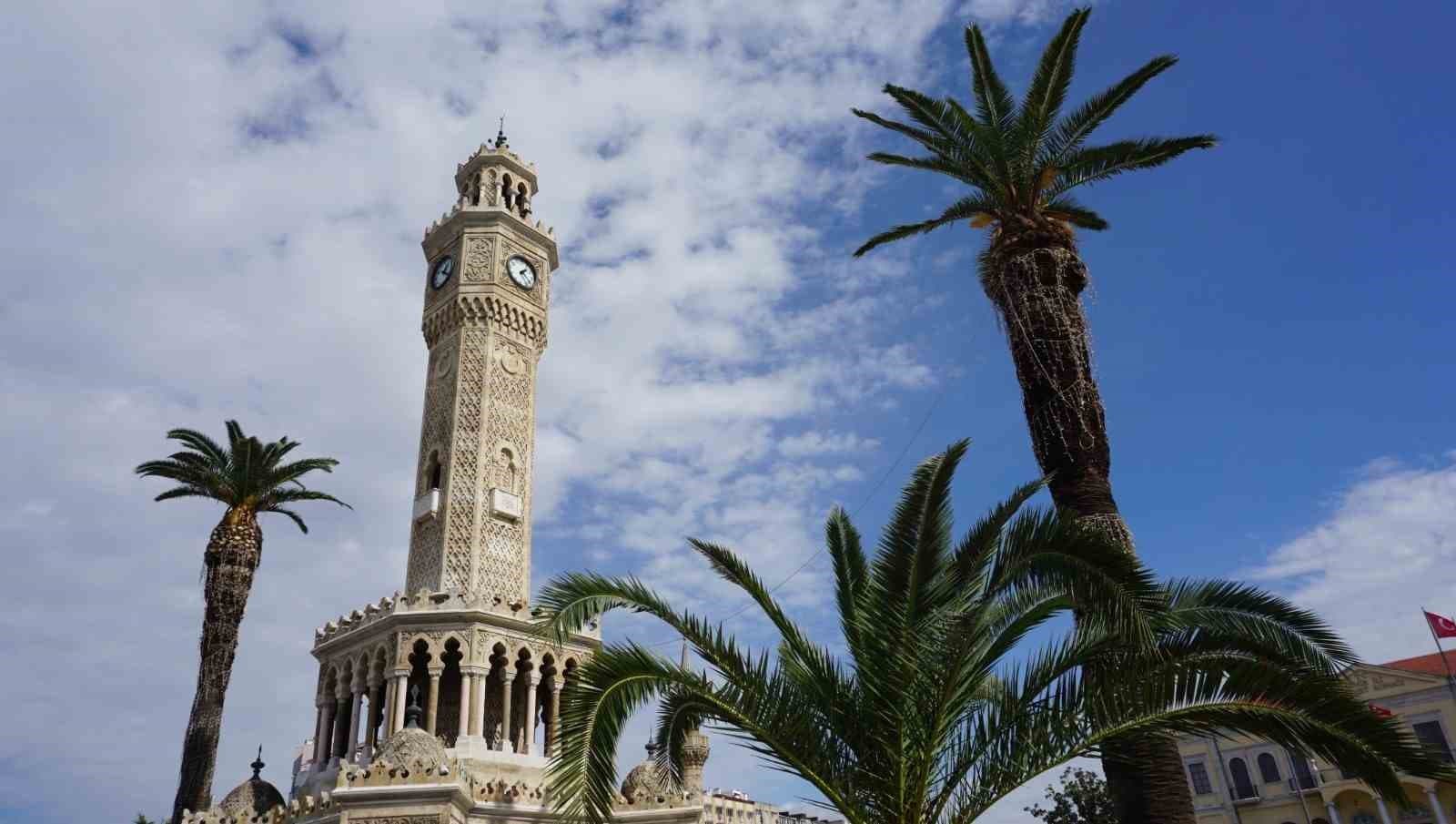 İzmir'in Tarihi Simgesi Saat Kulesi 125 Yaşında
