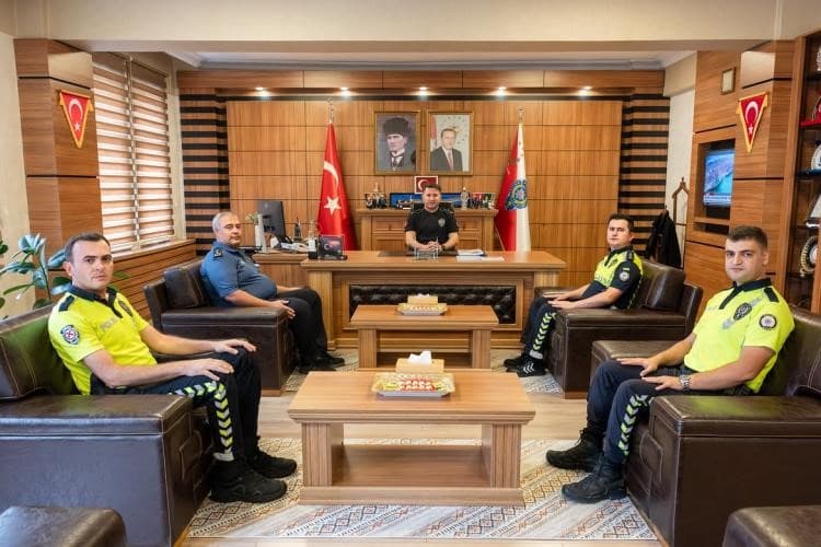 Bilecik Emniyet Müdürü Çağlar, Örnek Polis Memurlarını Kabul Etti