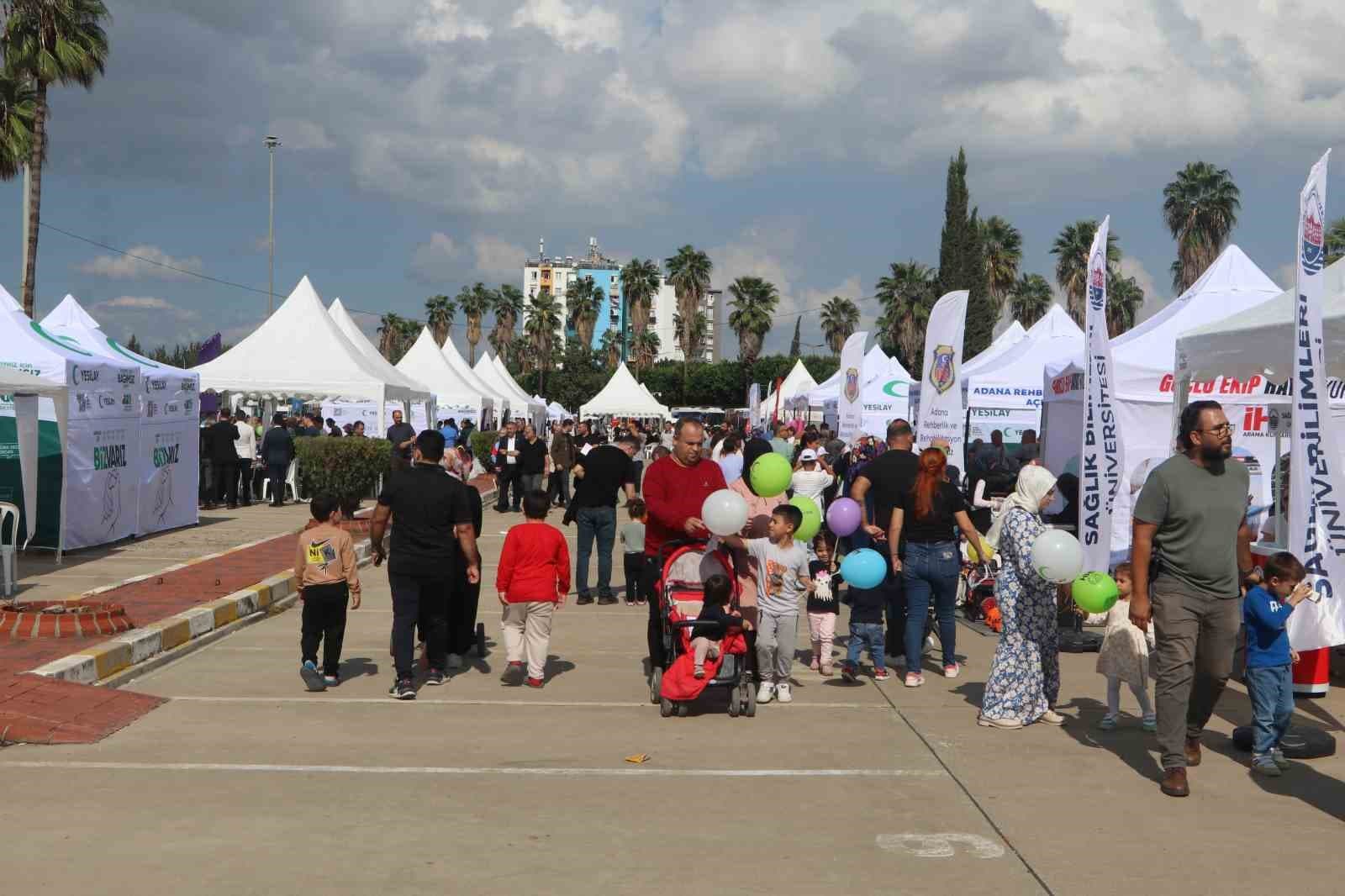 Adana'da Bağımlılıkla Mücadele İçin Aileler Festivalde Buluştu