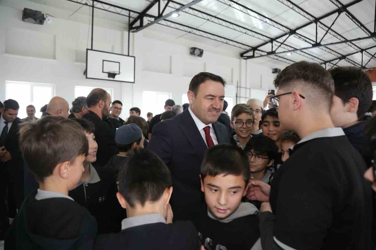 Vali Musa Işın'dan İmam Hatip Lisesi Öğrencilerine Gelecek Tavsiyeleri
