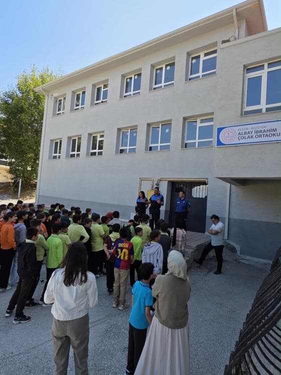Bilecik'te Öğrencilere Yönelik Güvenlik Bilgilendirmesi