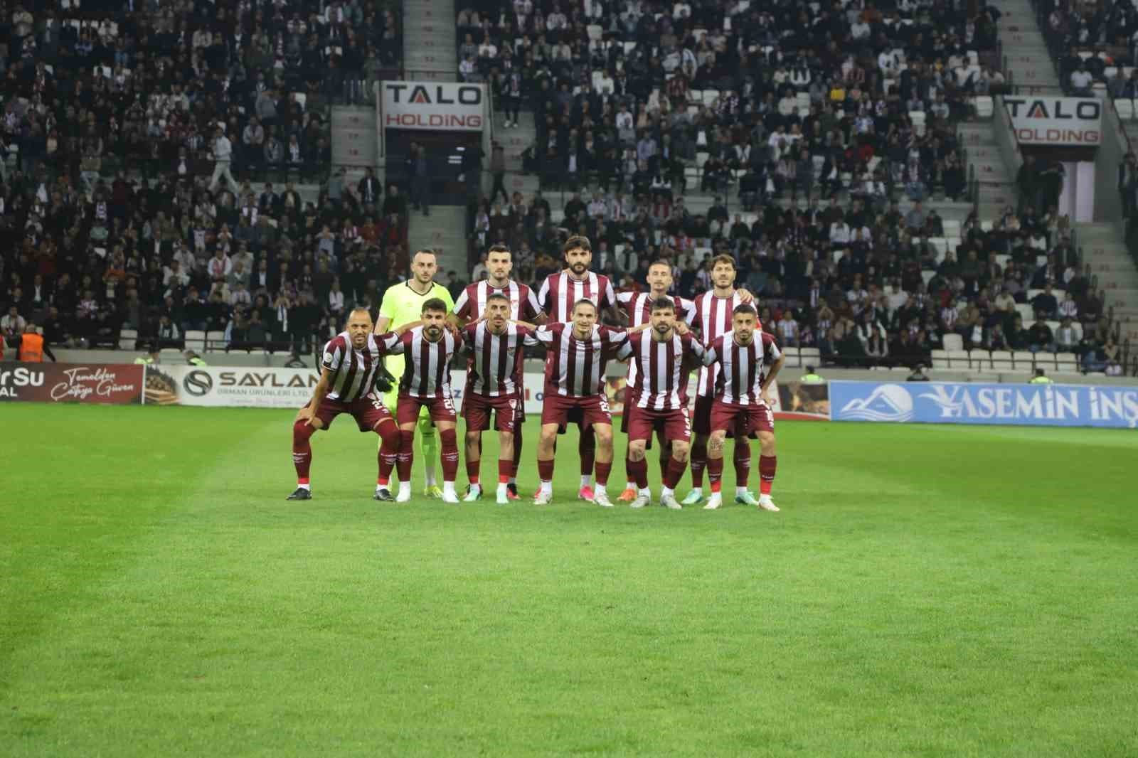 Elazığspor’un kamp kadrosu netleşti