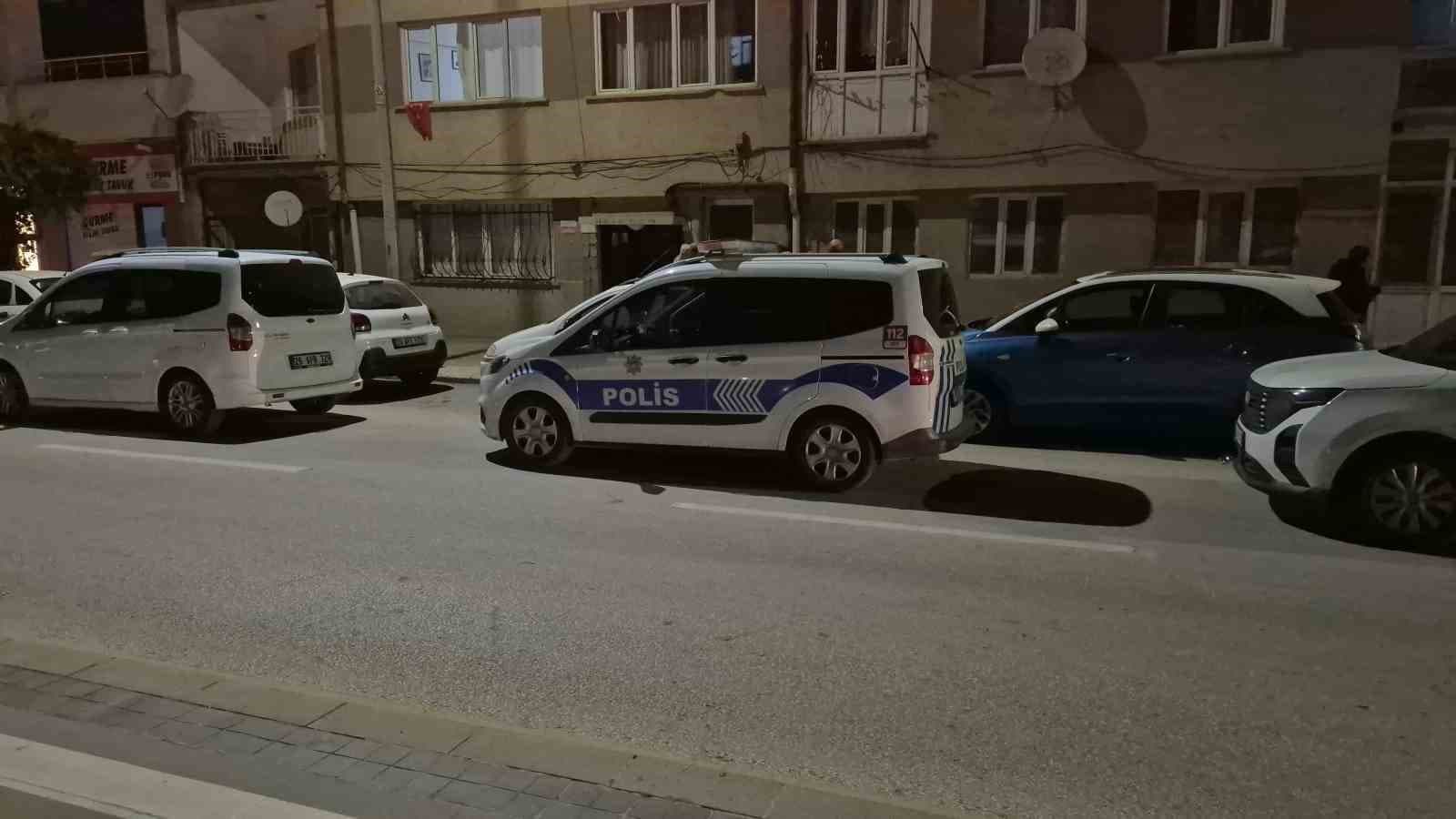 Eskişehir’de şüpheli ölüm: Cenazesini oğlu buldu