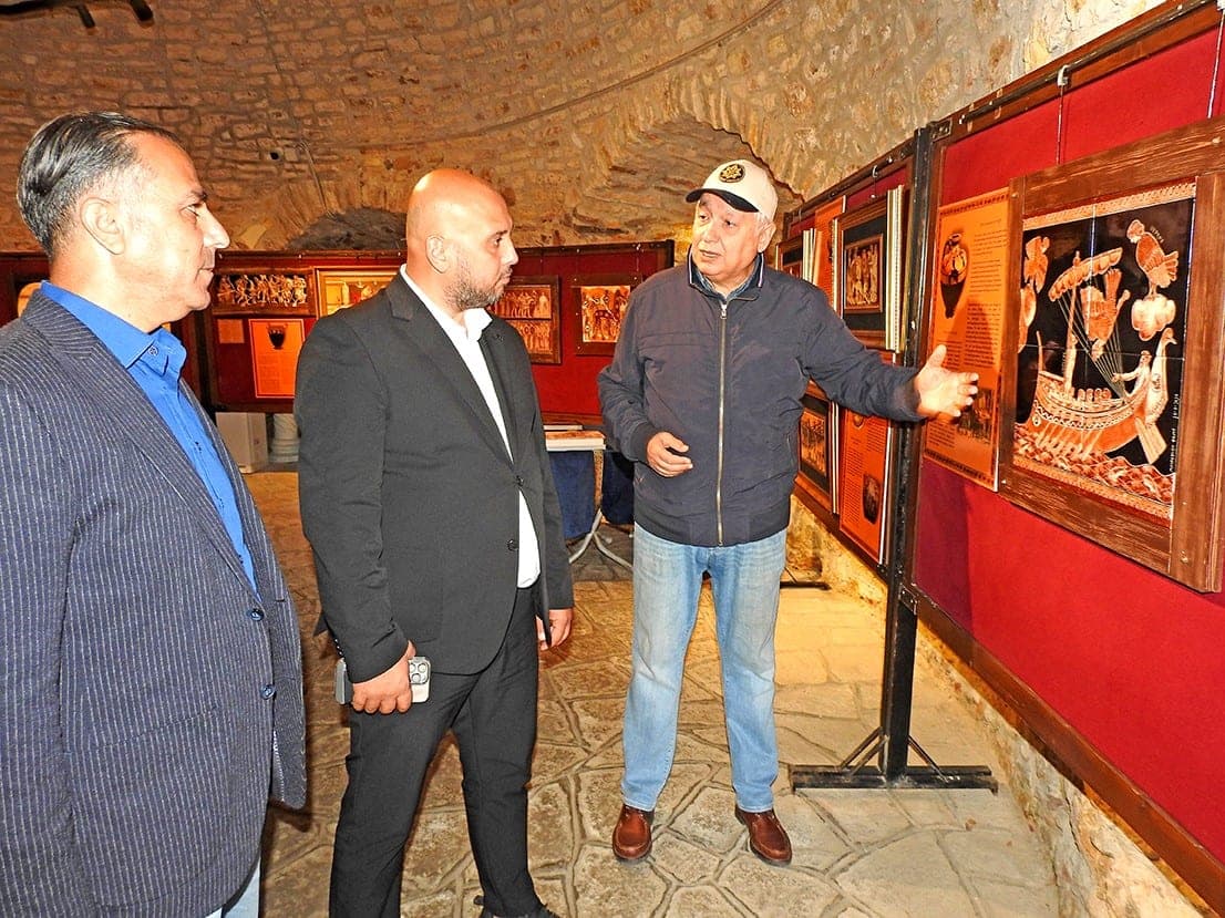 Fahrettin Kerem Çevik, Çeşme’de Kültür Yolu Festivali etkinliklerini inceledi