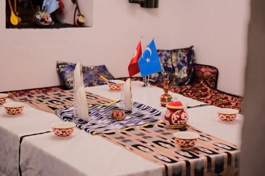 Uygur Türkleri Kardeşlerimize Soykırım Uygulanıyor