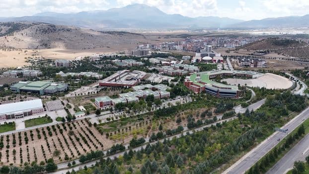 Tunceli Üniversitesi Rektörü İpek'ten Anlamlı Ziyaret