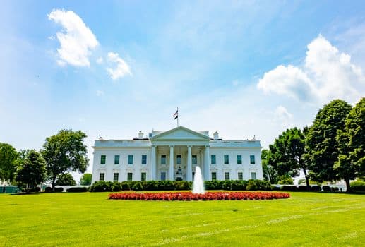 Trump'tan Ukrayna'ya Yeni Lider Çağrısı ve Küresel Siyaset Açıklamaları
