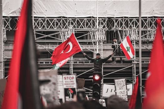 AB'den Lübnan'a Güvenlik Desteği ve Rusya'ya Karşı Genişletilmiş Yaptırımlar