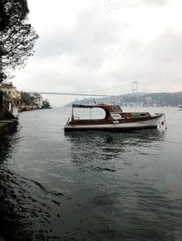Ortaköy'de Sağanak Yağış İstinat Duvarını Yıktı