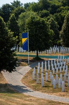 Bosna Hersek’te AB barış gücü helikopteri düştü: 3 ölü