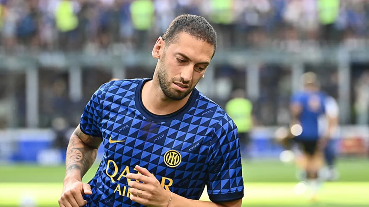 Hakan Çalhanoğlu Transferinde Dev İddia: İtalyan Devinden Sürpriz Hamle