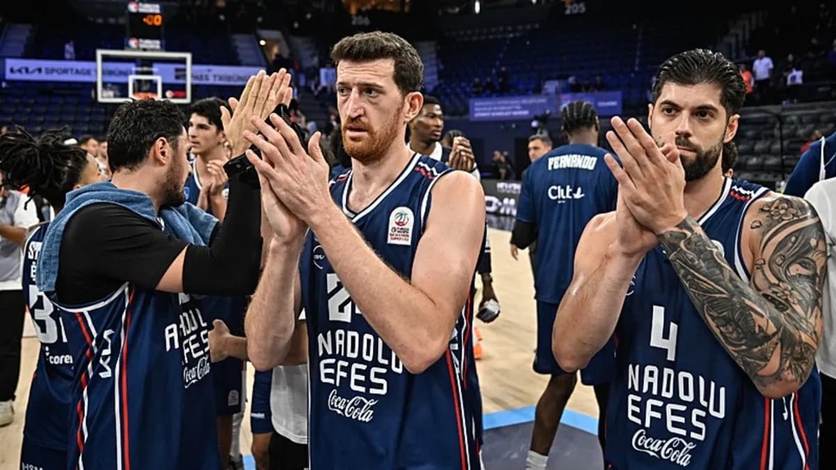 Anadolu Efes, EuroLeague'de Real Madrid'i ağırlıyor!