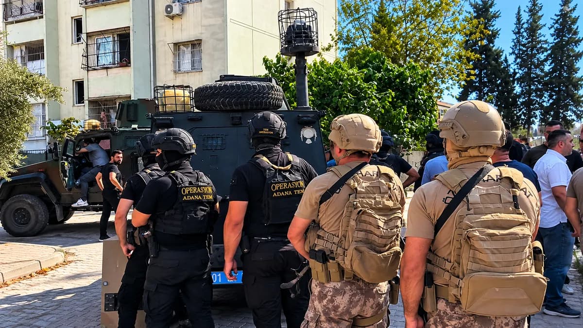 Polise kurşun sıkıp el bombasının pimini çekti! Özel Harekat ve TEM operasyon timinden film gibi müdahale