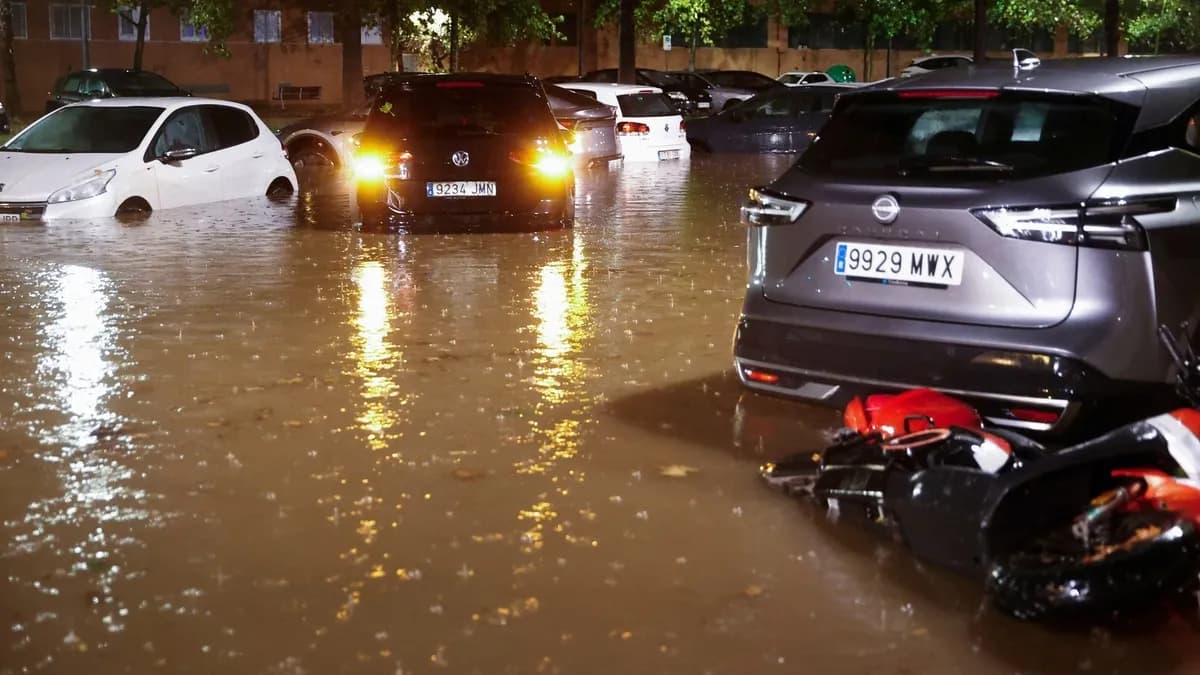 İspanya’da şiddetli yağış ve fırtına hayatı felç etti: Barcelona Havalimanı’nda 100’den fazla uçuş iptal oldu