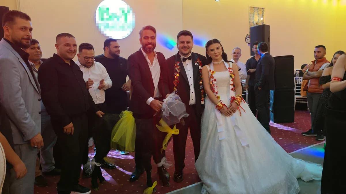 Adana'daki Düğünde Ezber Bozan Hediye: Gelin ve Damada Keçi Armağan Edildi