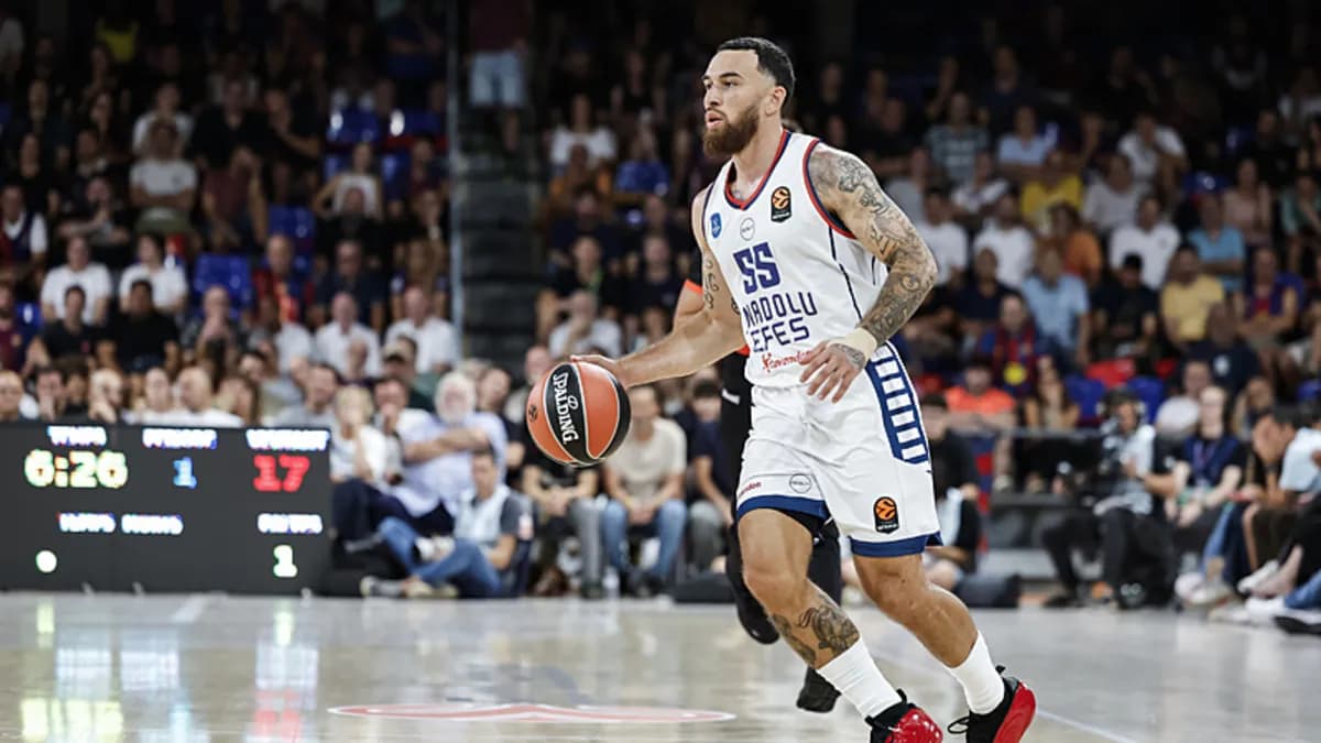 Anadolu Efes'te Mike James şoku! Sakatlığı...