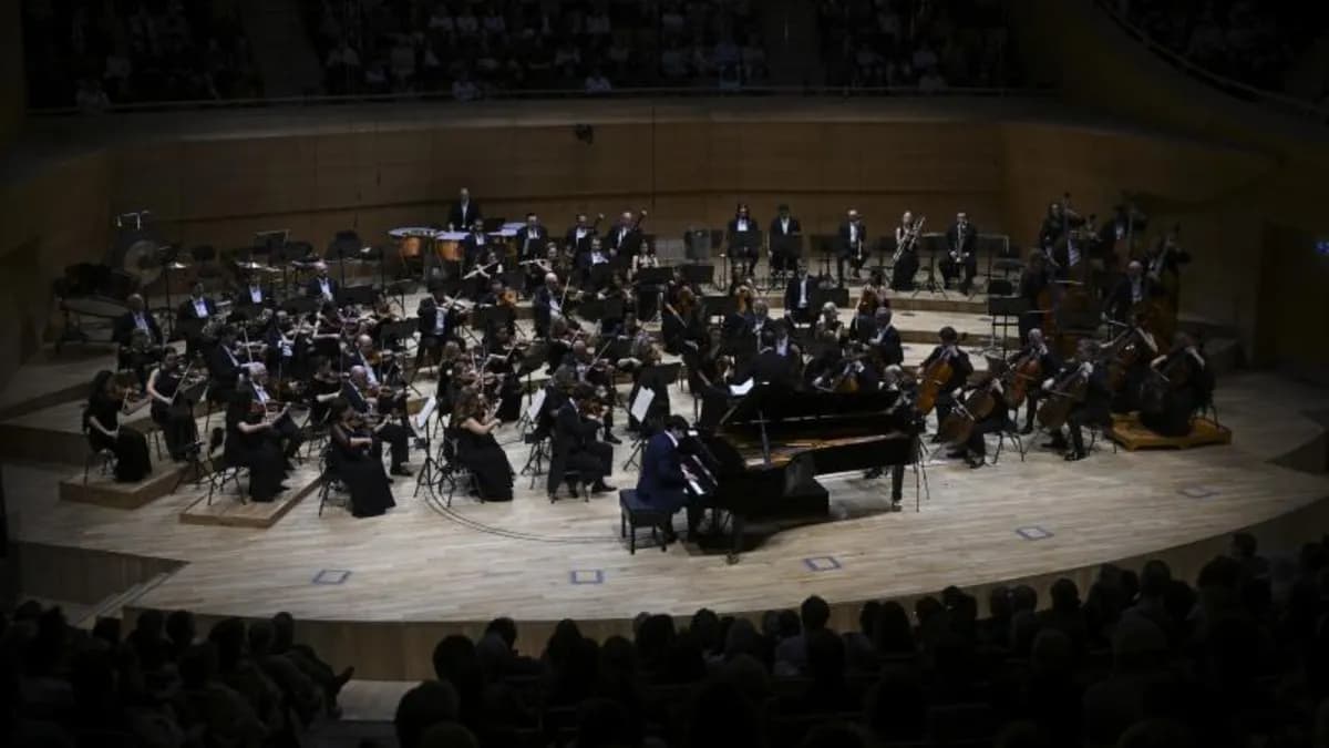 CSO’nun 200. yıl coşkusu! Yeni sezon perdelerini açtı